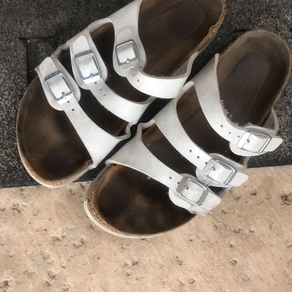 Birkenstock Shoes - FINAL PRICE⭐️3 strap white birkenstocks sz 37